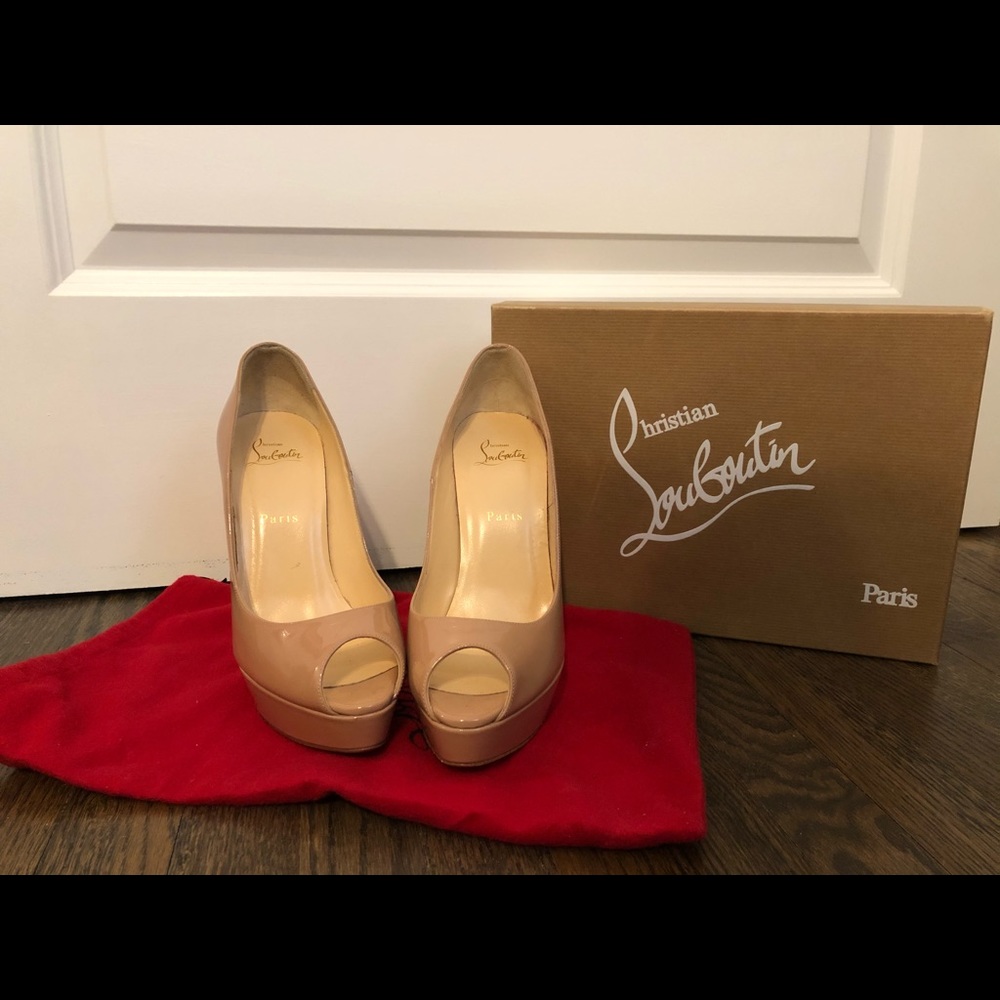 Christina Louboutin nude heels